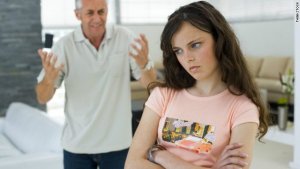 120716091210-jilted-dad-sad-girl-story-top