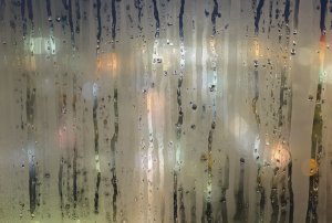 2015-08-Life-of-Pix-free-stock-photos-Foggy-Window-night-Xeromatic
